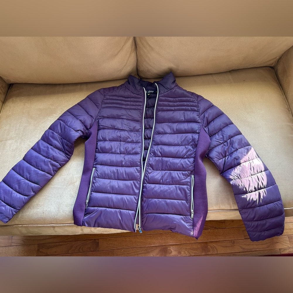 BRAND NEW Plum Purple Stretchy Puffer Jacket • Fits S/M 💜